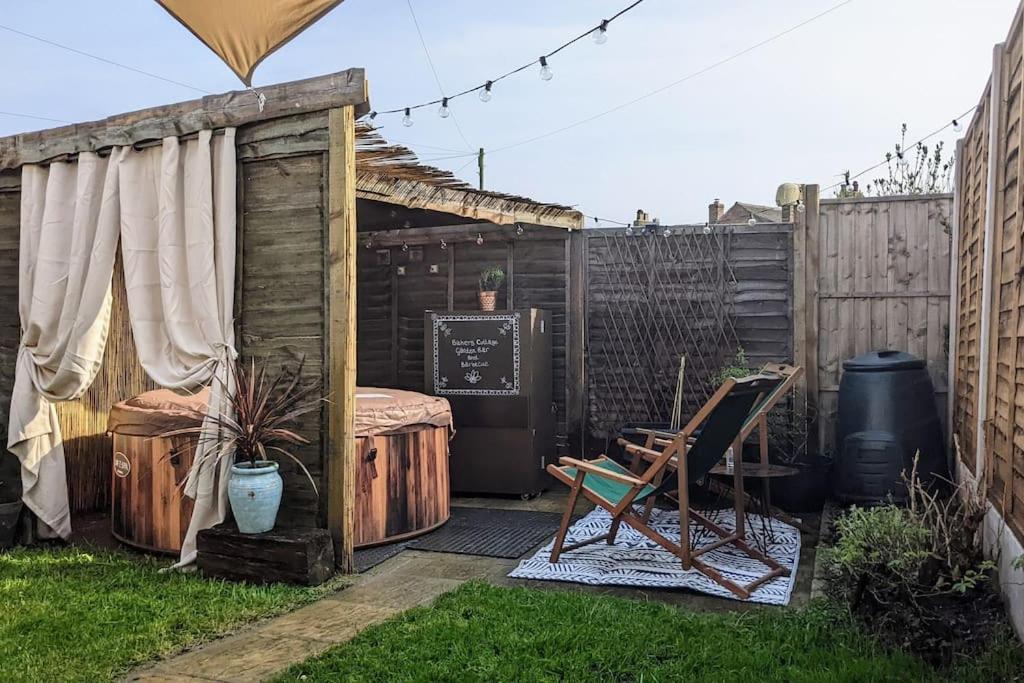 Baker'S Cottage, Urban Spa And Garden Bar Ившам Екстериор снимка